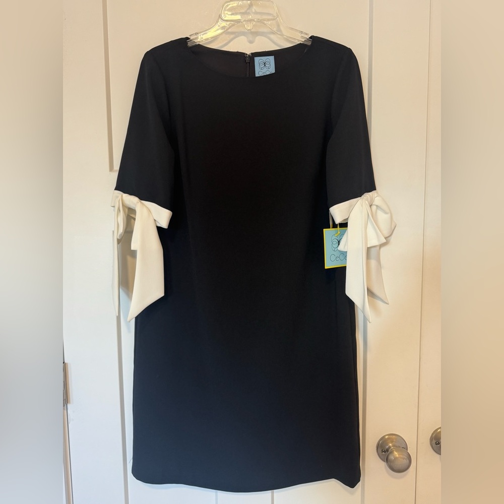 CeCe Shift Dress w/ Bow sleeves